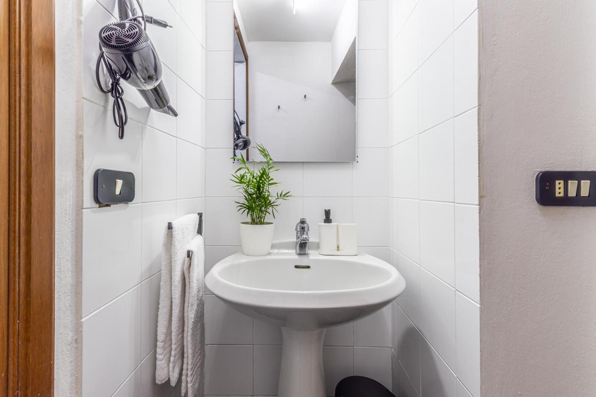 Ottonelli Street Stay- Wifi Fibra Free Tra Storchi & Centro Storico Modena Exterior foto