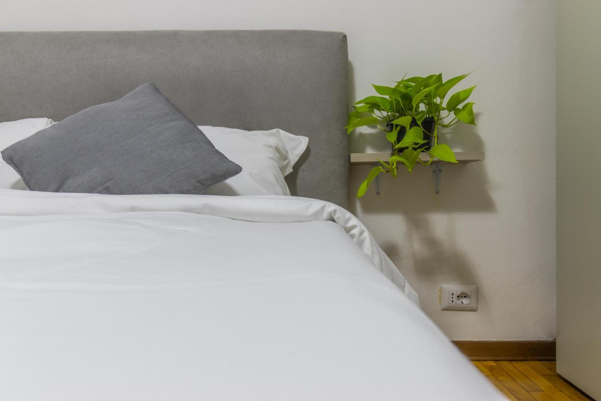 Ottonelli Street Stay- Wifi Fibra Free Tra Storchi & Centro Storico Modena Exterior foto